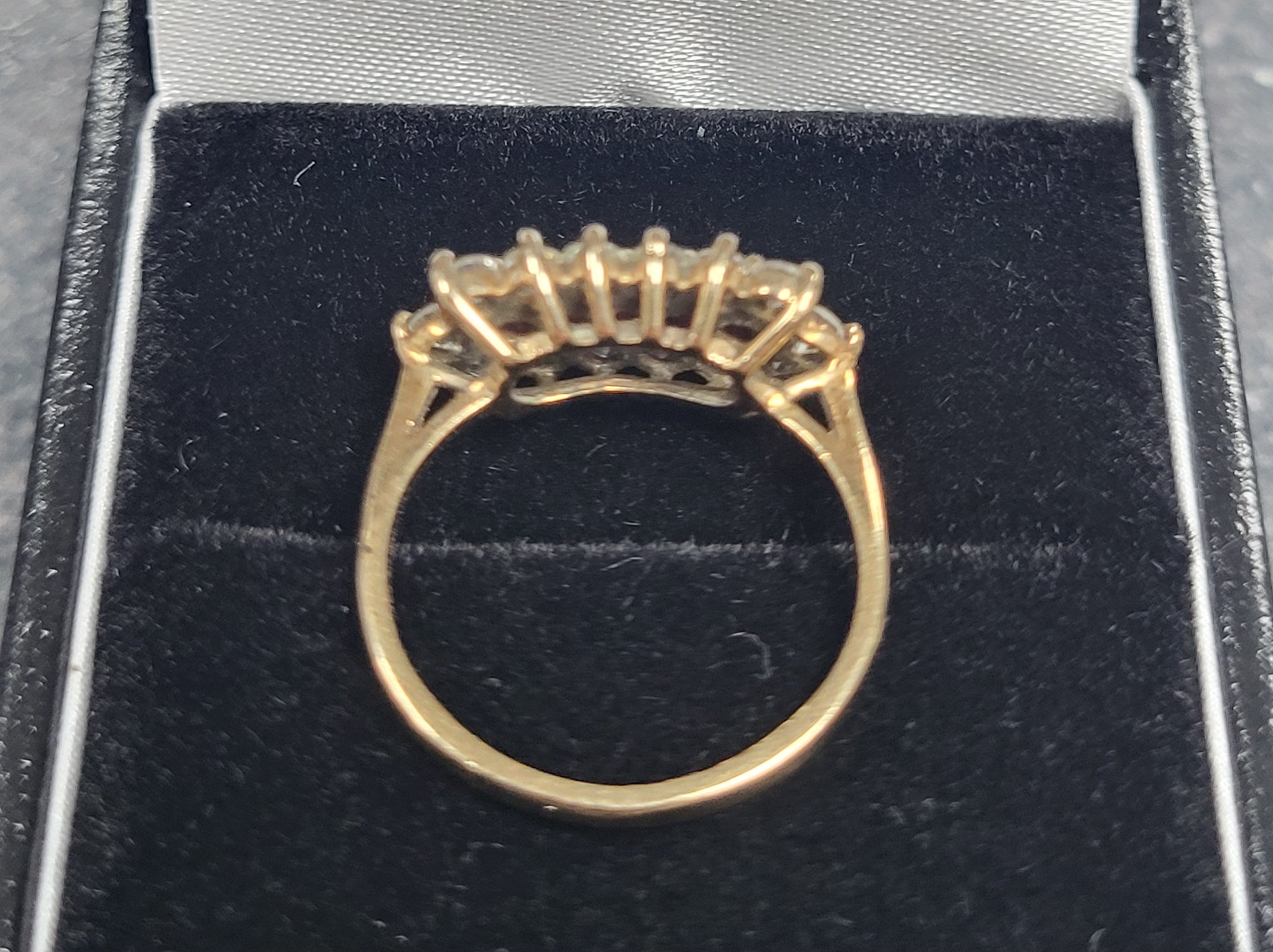 9ct Yellow Gold Cluster Ring With Pink And Clear Stones - 2.3G - Size J. Hallmarked