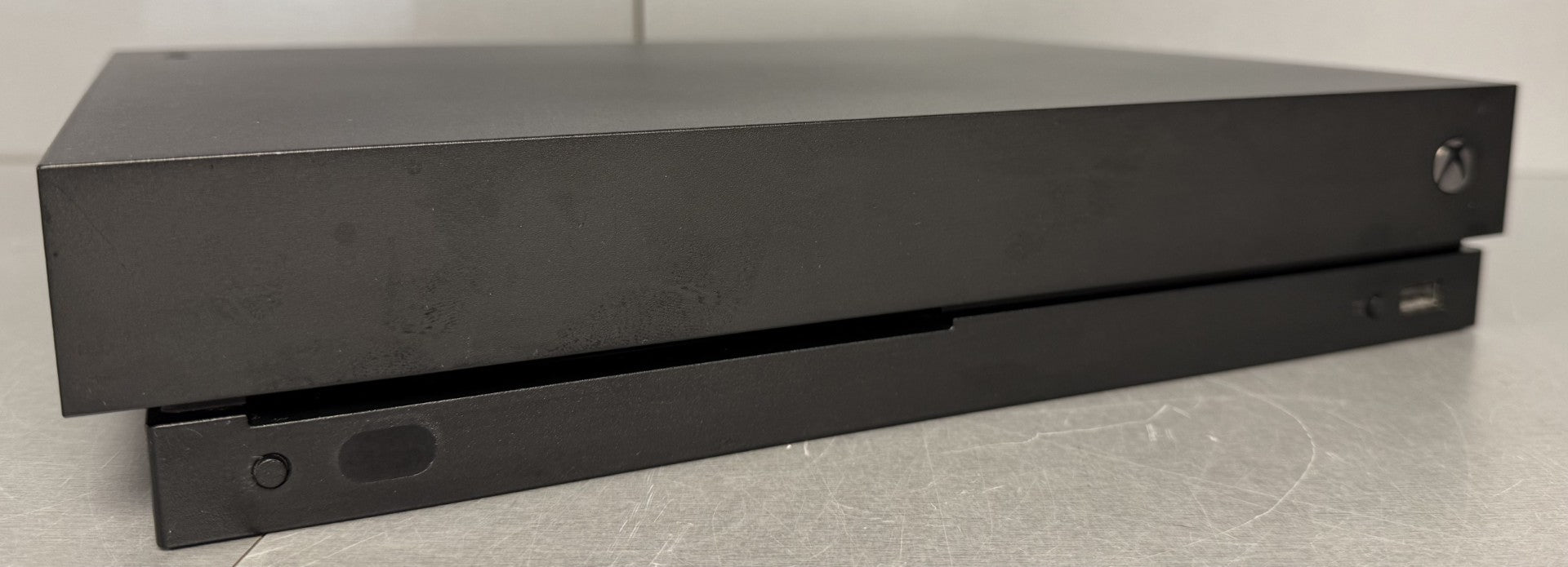 Microsoft Xbox One X 1TB Console Bundle ( + Forza Horizon 2 ) ** Boxed **