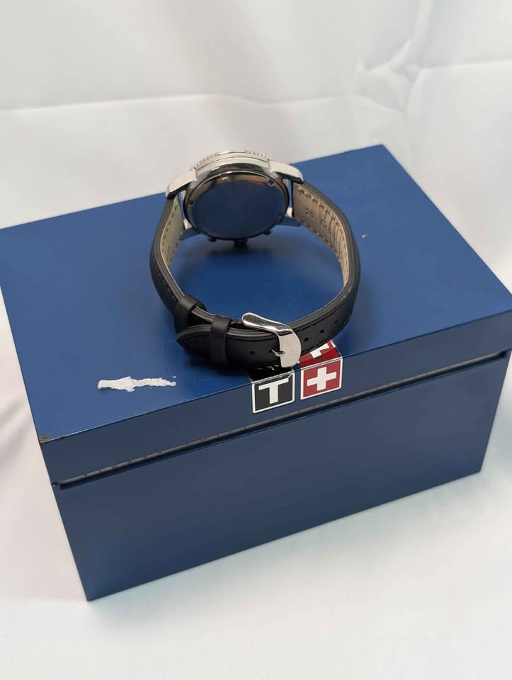 Tissot Mens Quartz Chronograph Watch With Blue Dial - With Date - With Leather Strap - Boxed