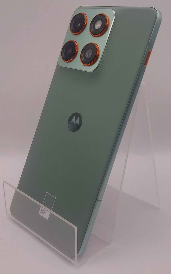 Motorola Edge 70 12GB+512GB lily pad Unlocked & unboxed | Cash