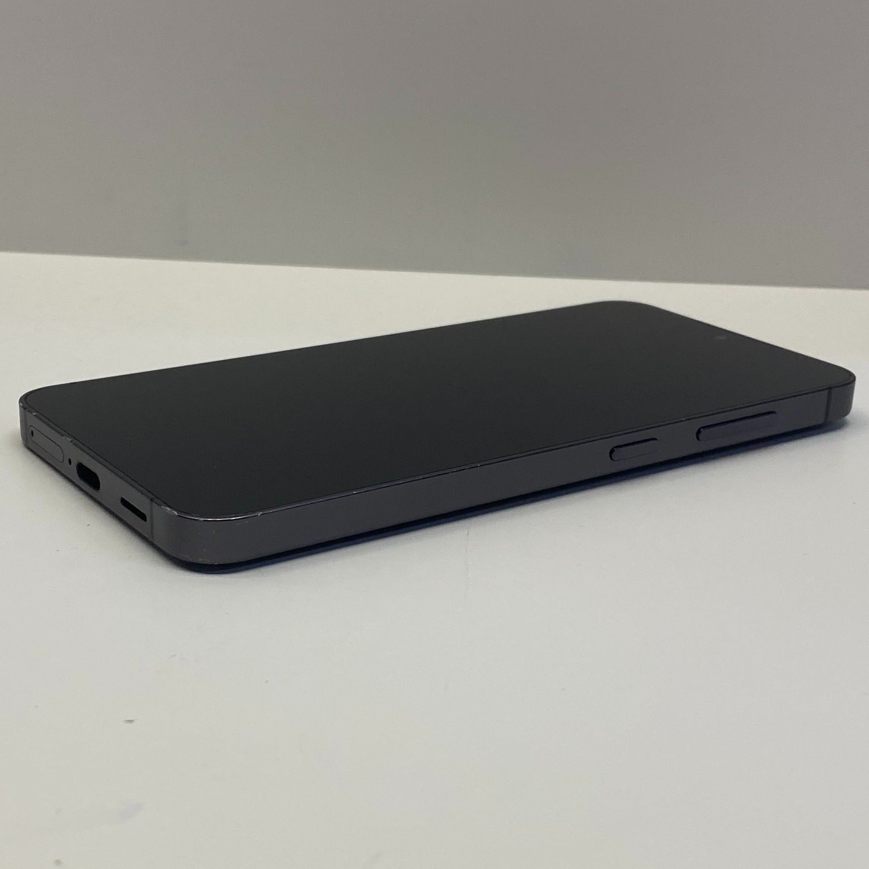 Samsung Galaxy S24 Unlocked Model SM-S921B/DS 128GB