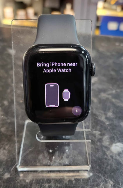 Apple Watch Series 9 GPS + Cellular 45-mm Midnight Aluminium Case with Midnight Sport Loop