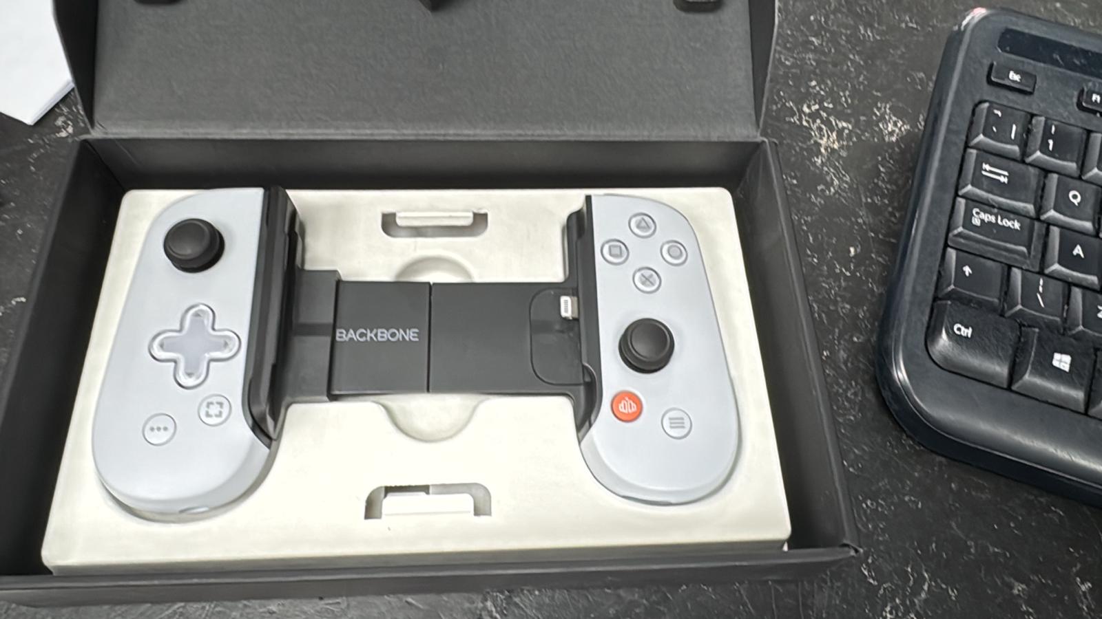 Backbone One - Playstation Edition Mobile Gaming Controller For