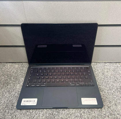 Apple MacBook Air 13.6 Inch M3 8GB RAM 256GB SSD 2024 - Midnight