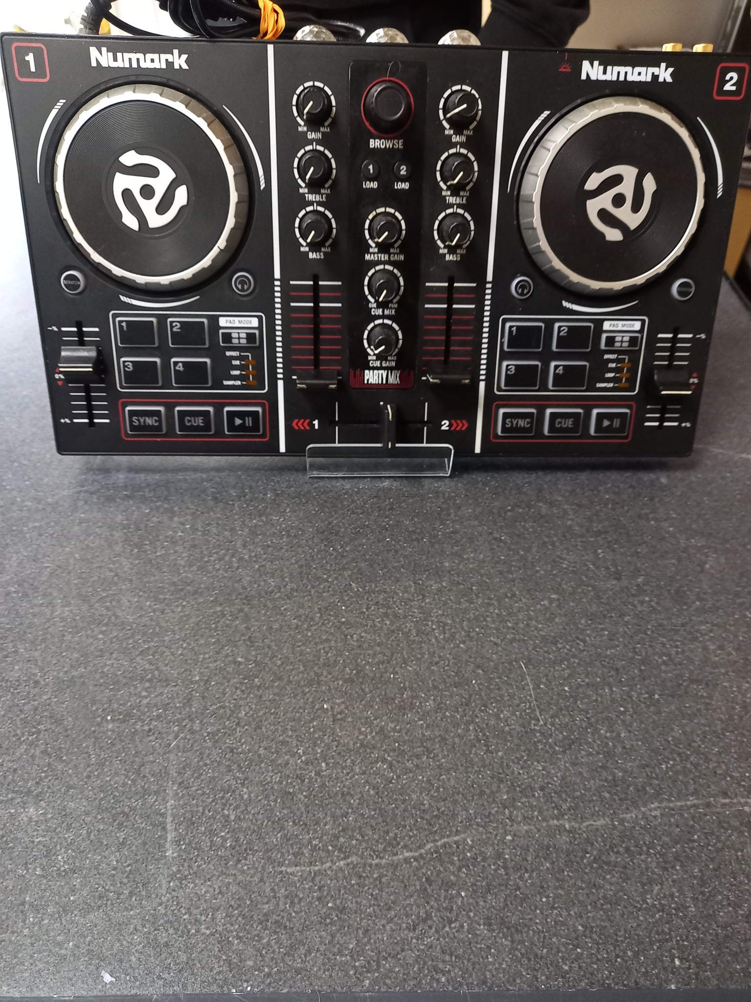 Numark Party Mix DJ Controller