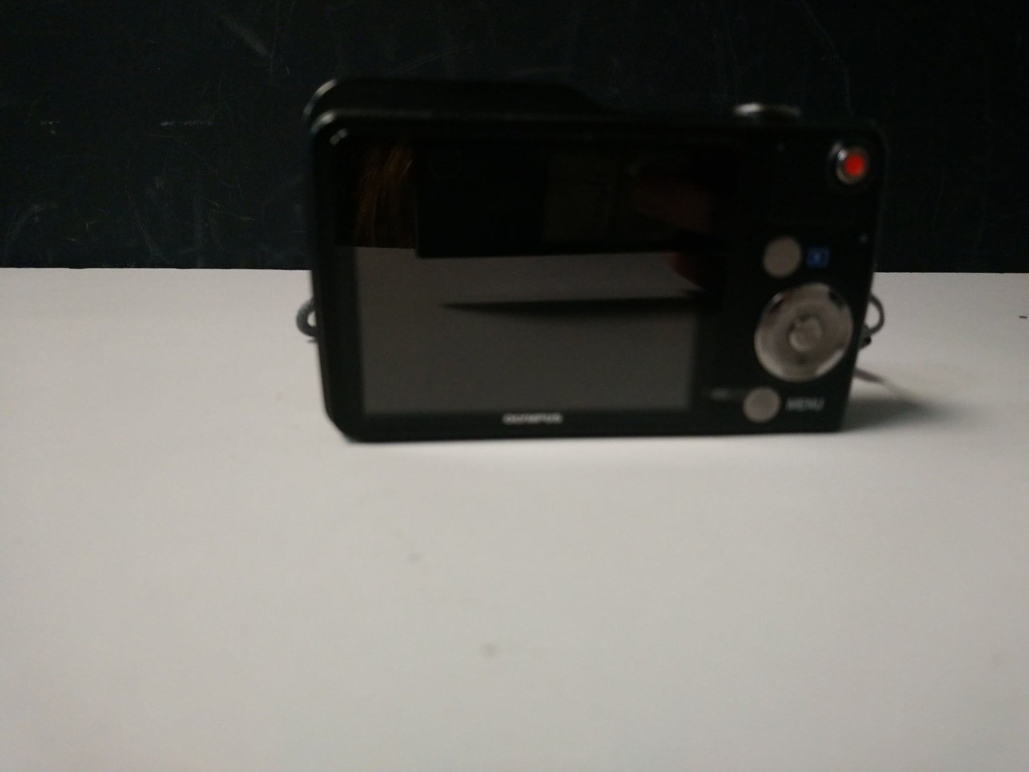 Olympus VG-170 Digital 14 Megapixel with 5x wide-angel Optical Zoom 3.0-Inch Display