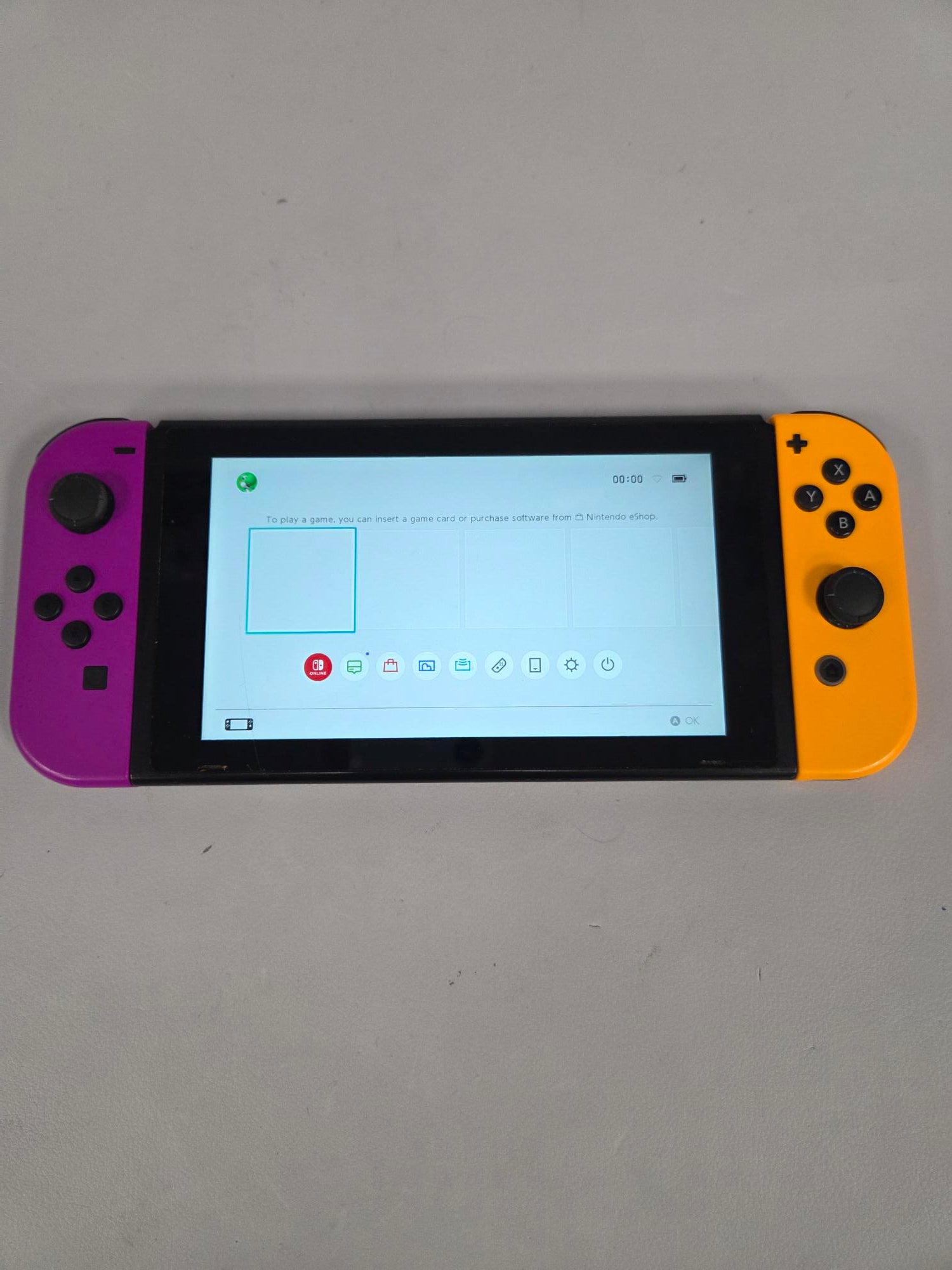 Nintendo Switch (no dock)