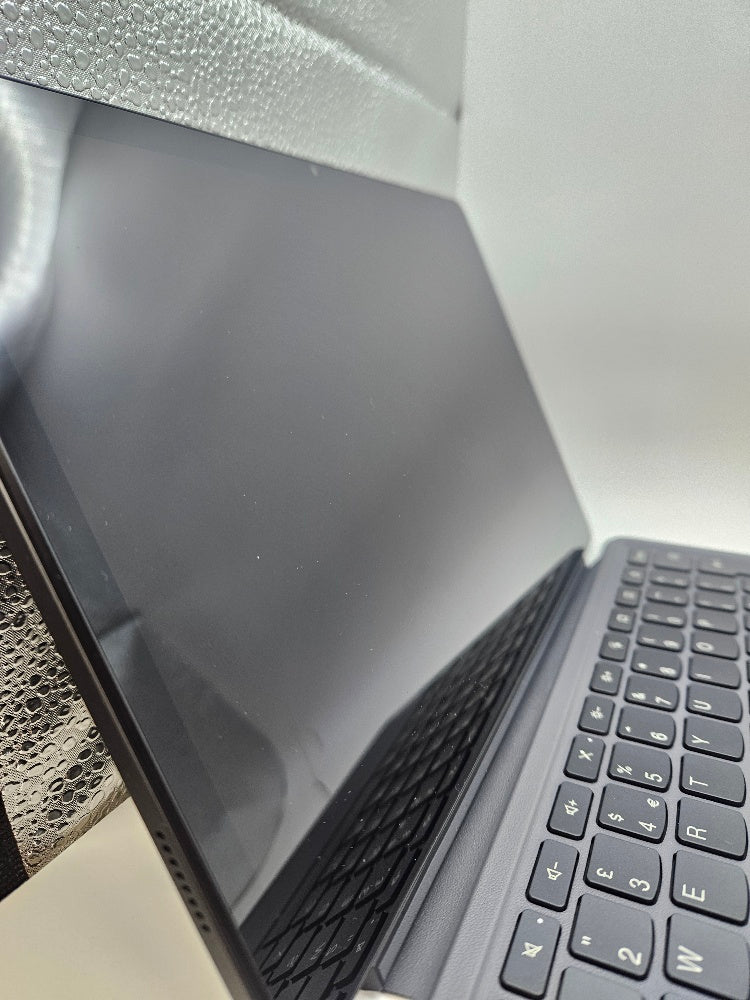 Lenovo P11 - 128GB - With Keyboard