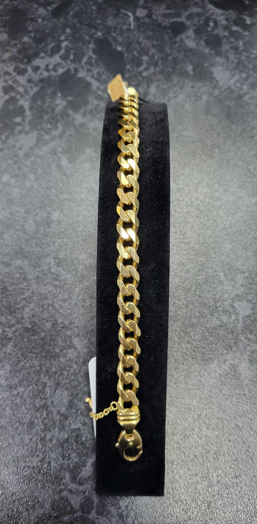 18ct Gold Curb Bracelet 44.7g