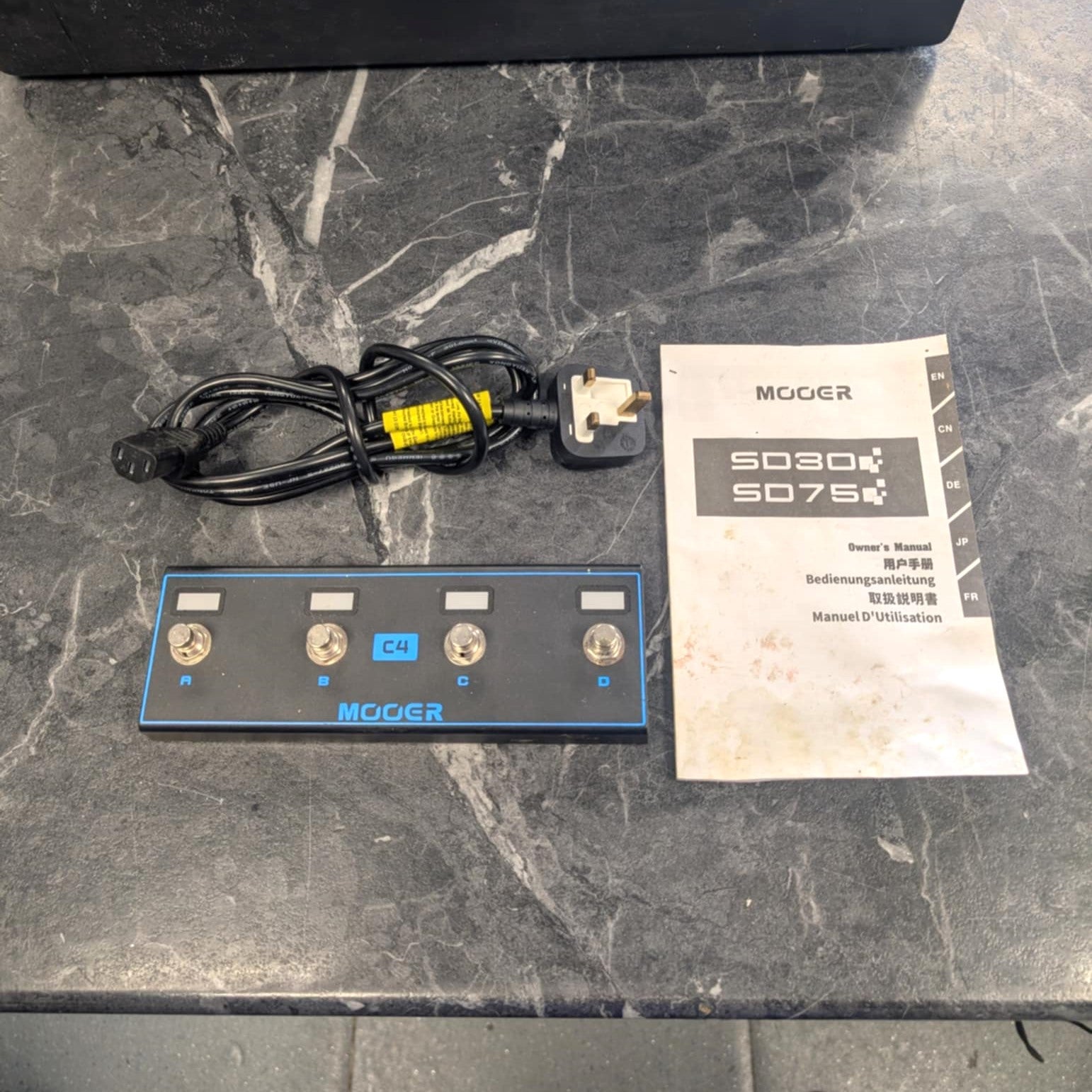 MOOER SD75 75 WATT MODELLING GUITAR AMPLIFIER