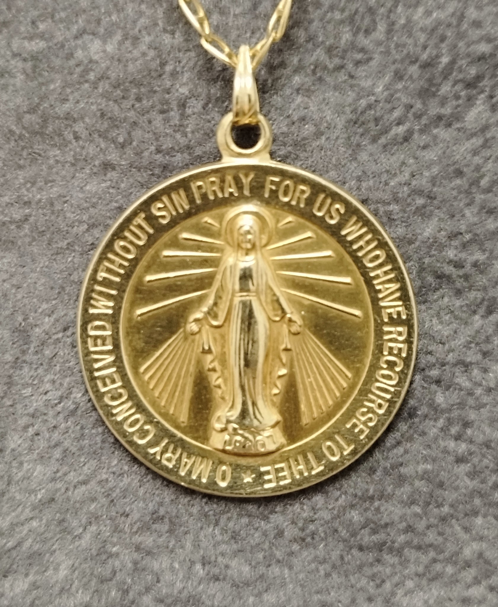 14ct Yellow Gold Virgin Mary Pendant on 21" Anchor Chain Plus Double Heart Pendant