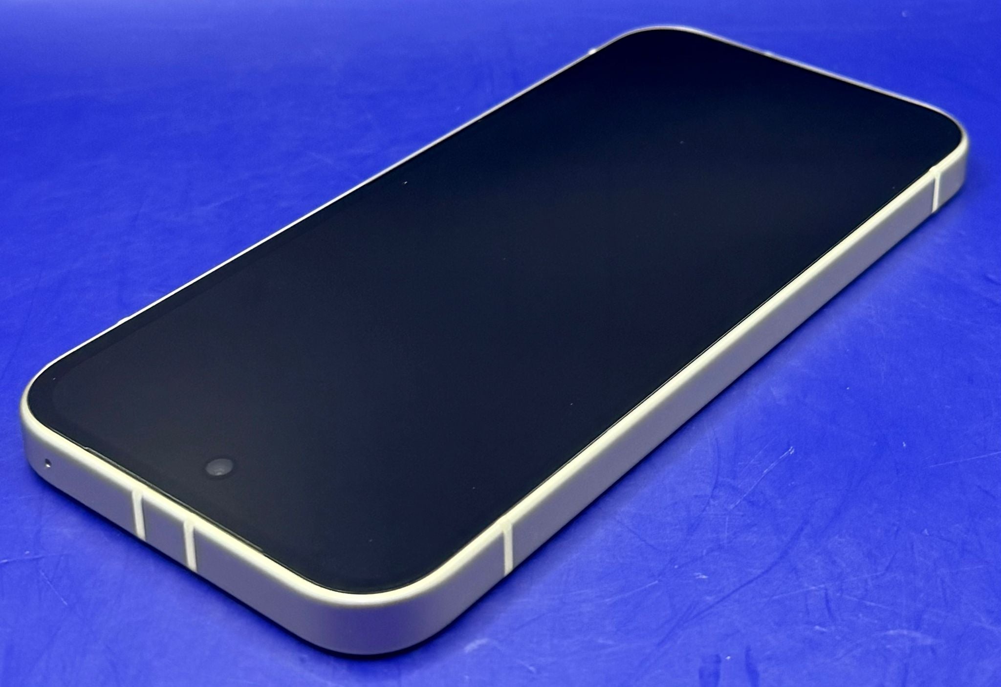 Google Pixel 9a 128GB Porcelain Unlocked Boxed - Chesterfield