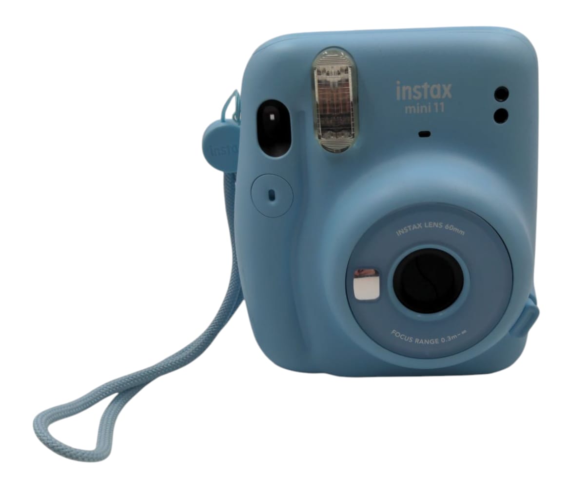 Fujifilm Instax Mini 11 Instant Camera, Sky Blue (Battery Operated, Requires 2 AA Batteries)