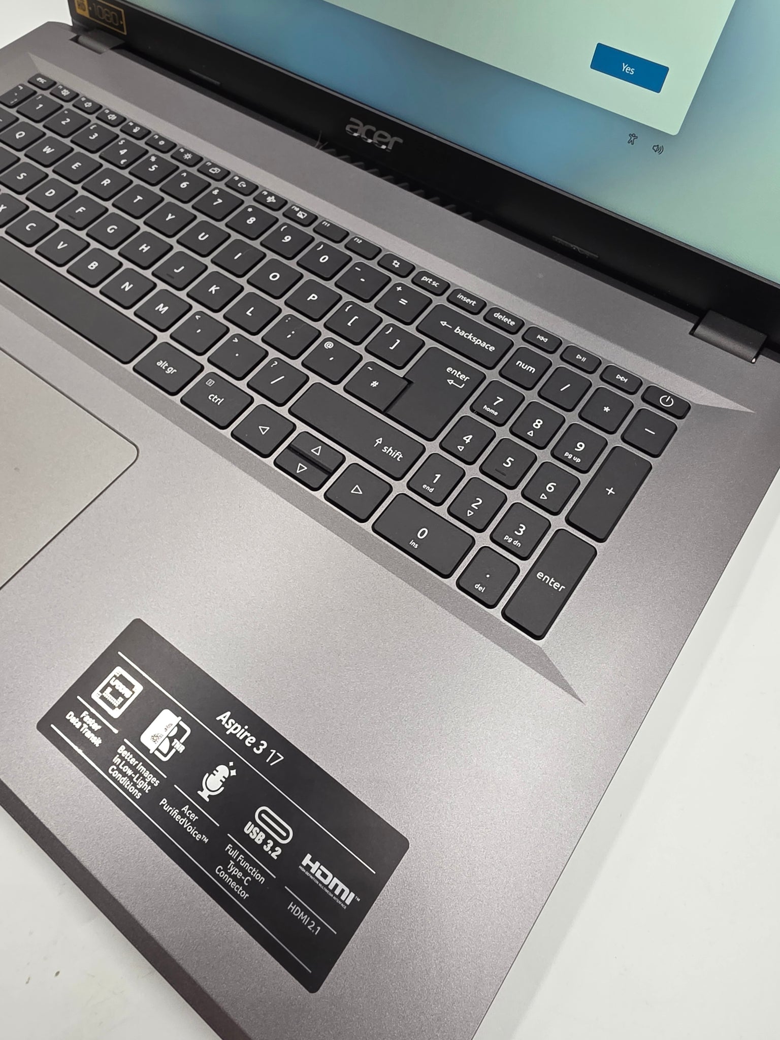 Acer Aspire 3 17" Laptop