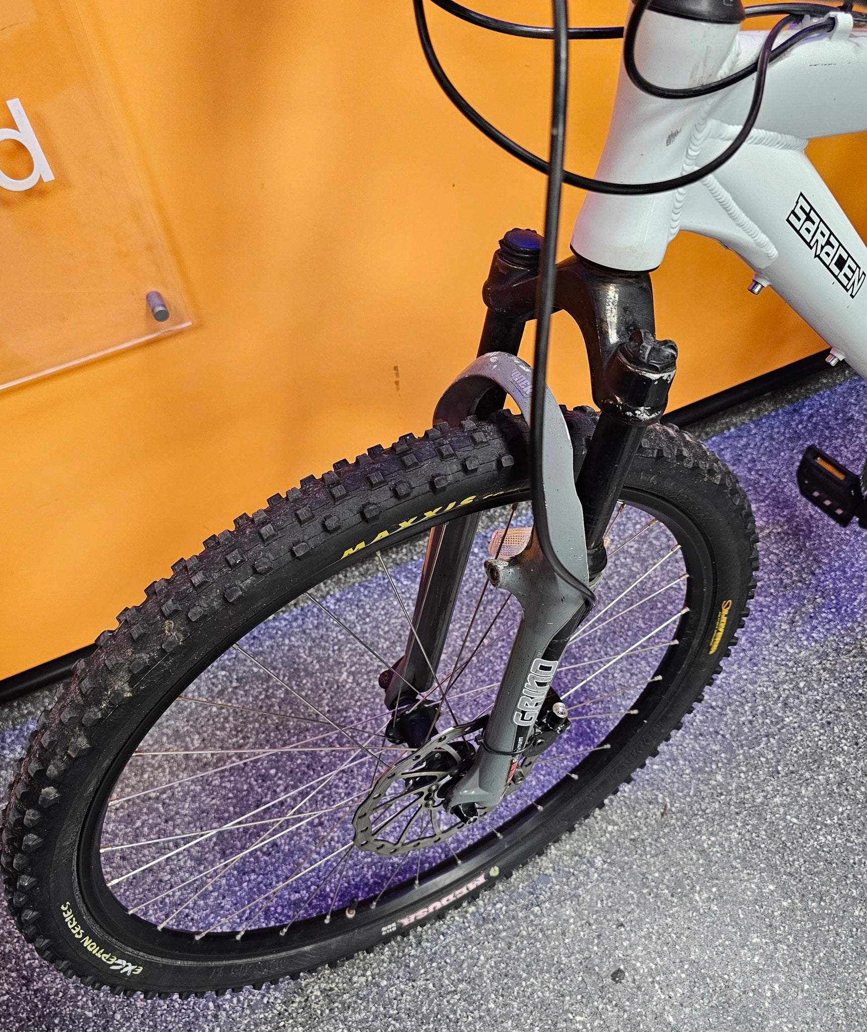 SARACEN MANTRA PRO MTB **Collection Only**