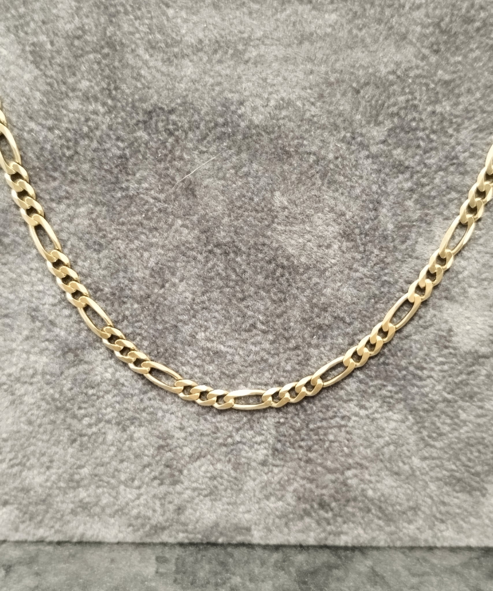 9ct Yellow Gold 31.5" Figaro Chain