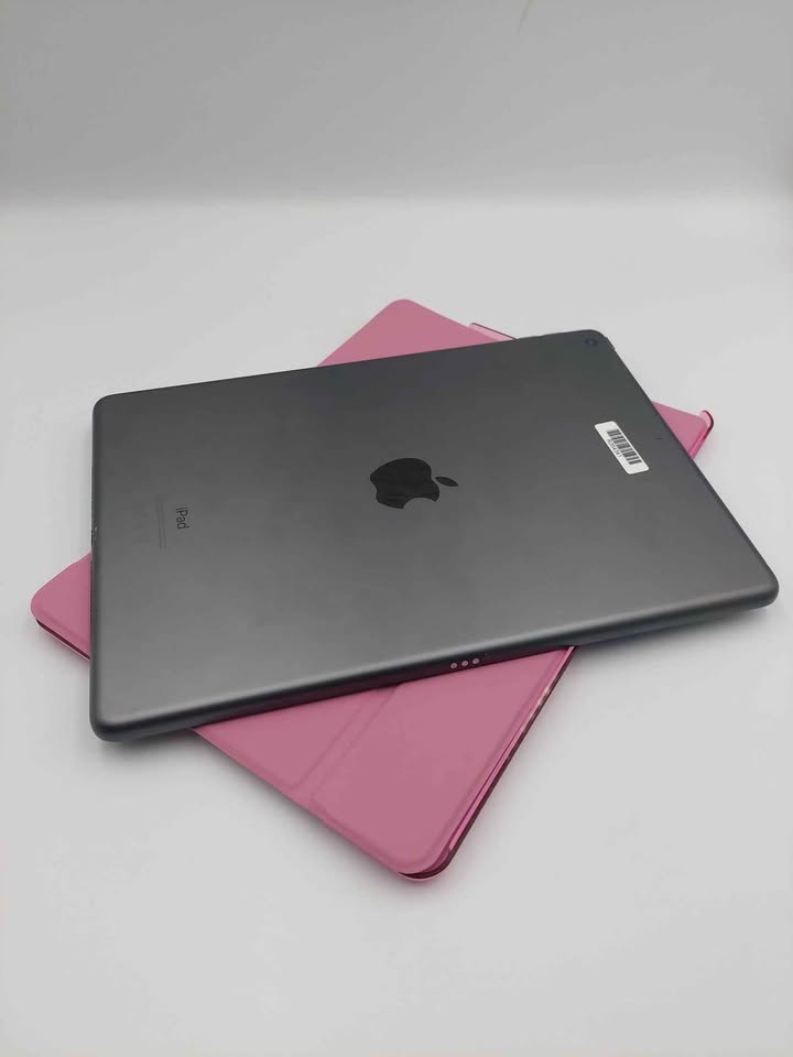 Apple iPad 8th Gen, (A2270), 10.2", 32GB, Space Grey, WiFi, With Pink Case, Unboxed