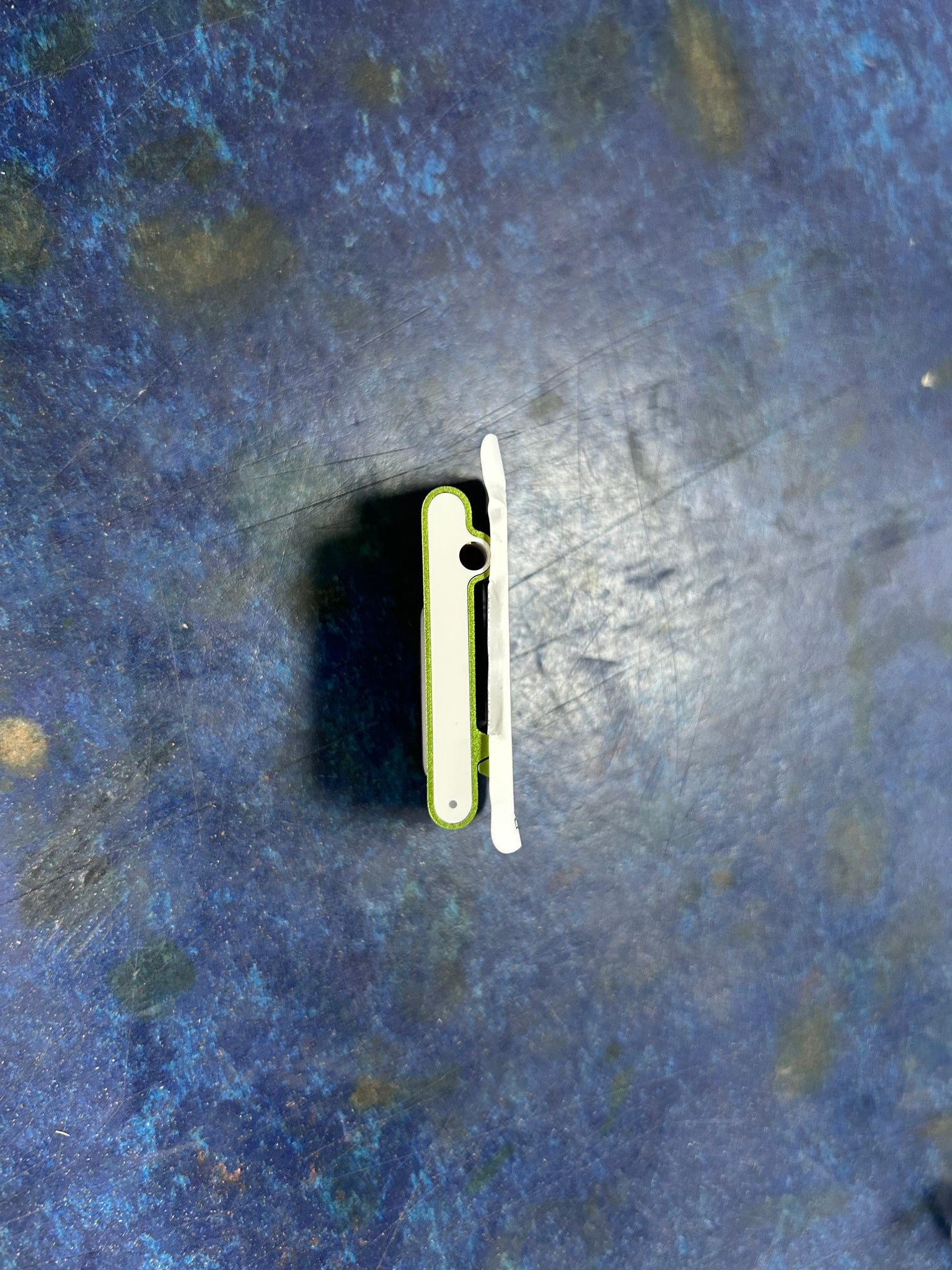 Apple iPod Shuffle 2nd Generation 1GB - Green