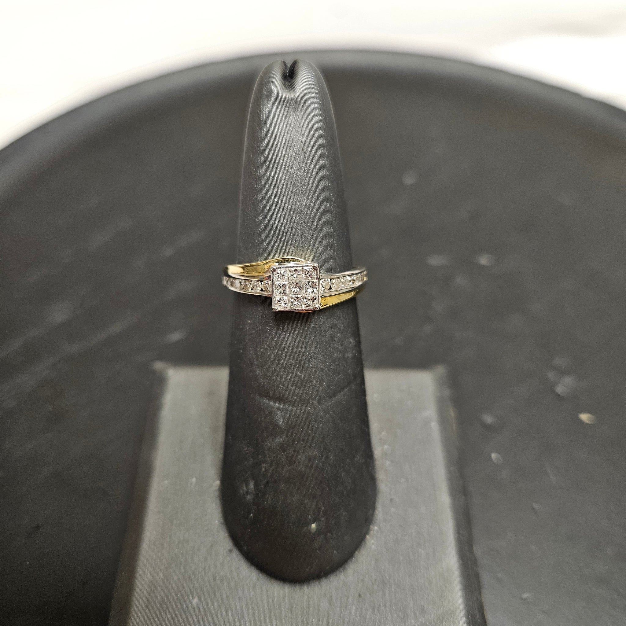 18ct Yellow Gold .5 Diamond Ring