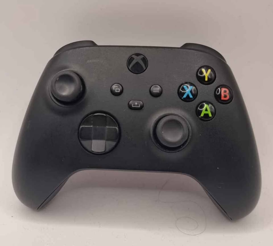Microsoft Xbox Series X 1TB Console Black - Unboxed With Black Controller & wires