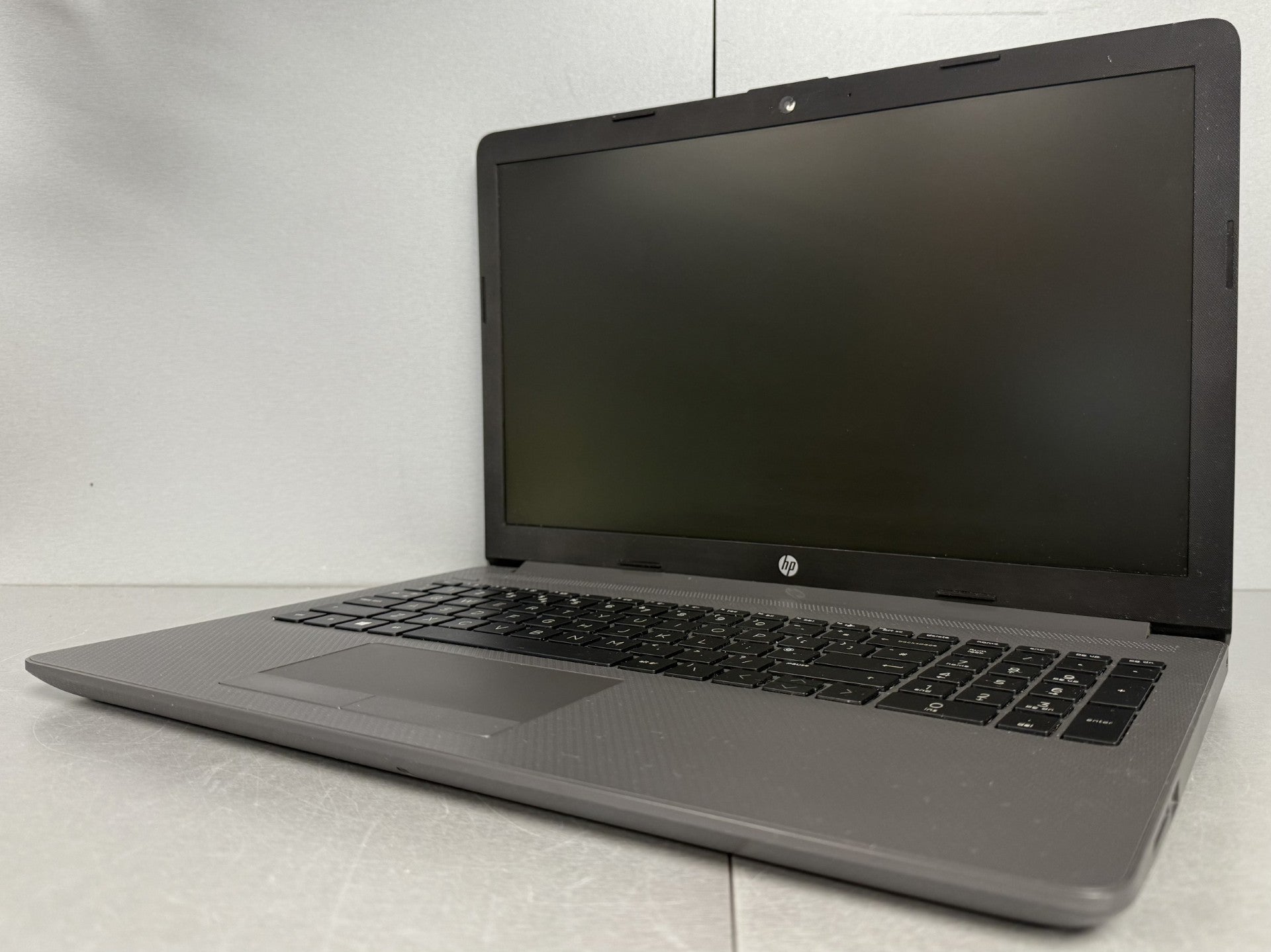 HP 255 G7 15.6" AMD Athlon Silver 3050u 4GB RAM 128GB SSD Laptop ** Unboxed ** No charger