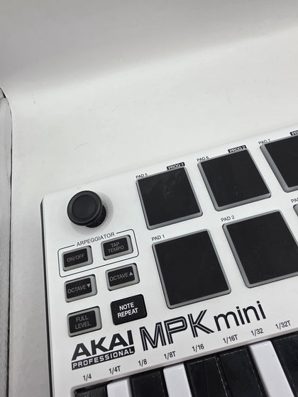 Akai MPK Mini