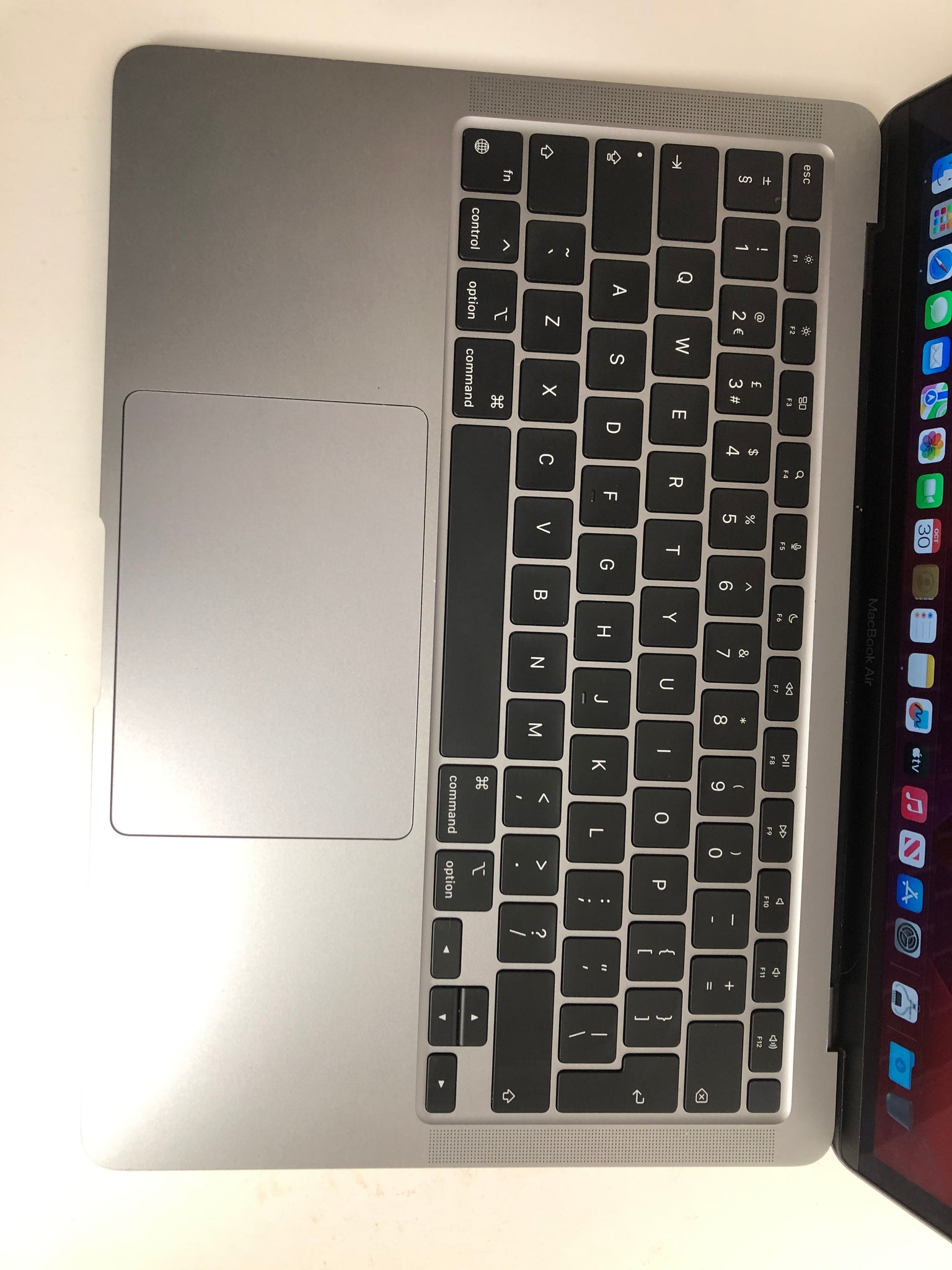 2020 Apple MacBook Air with Apple M1 Chip (13-inch, 16GB RAM, 512GB SSD Storage Space Gray