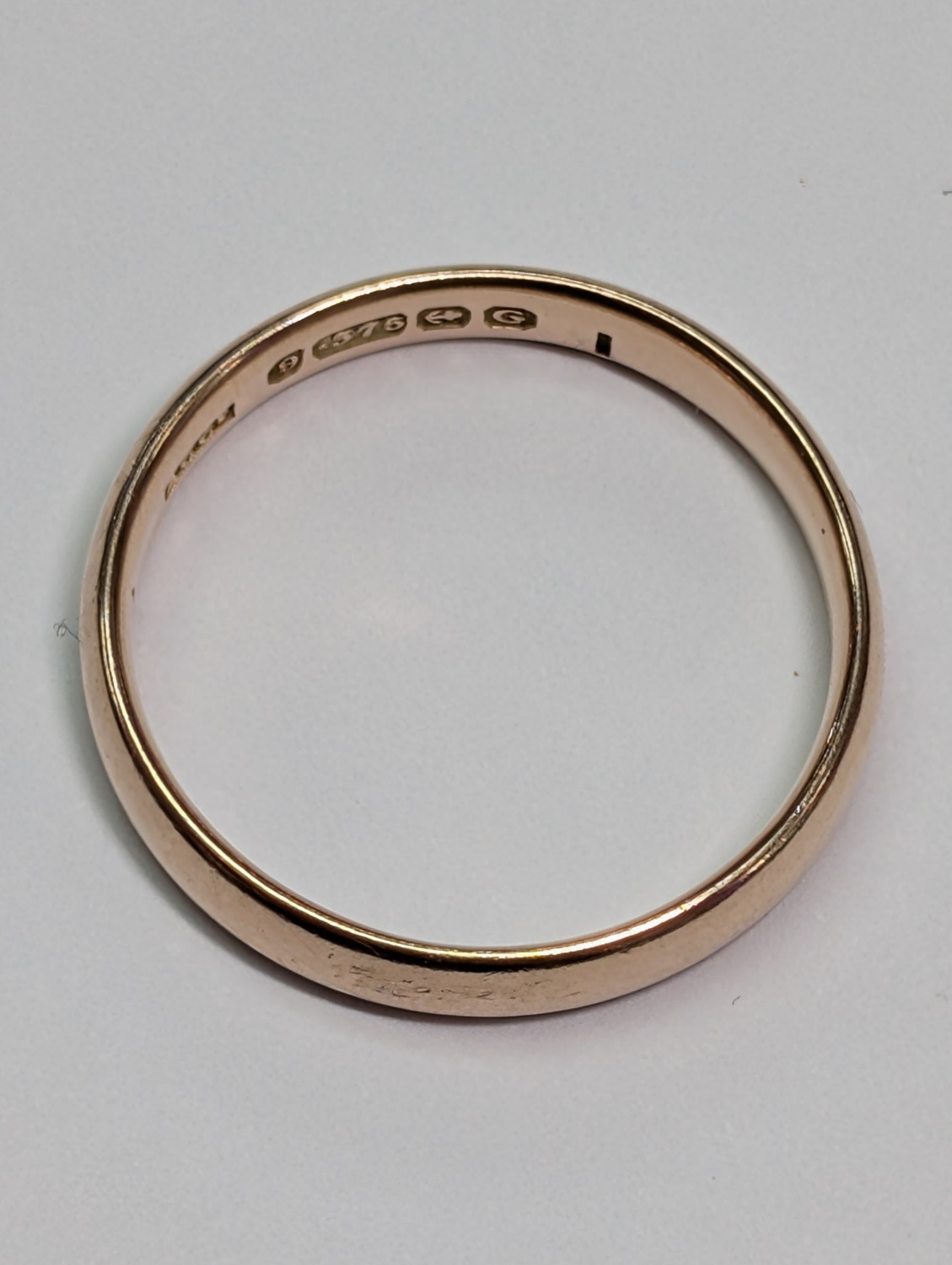 9ct gold wedding band ring