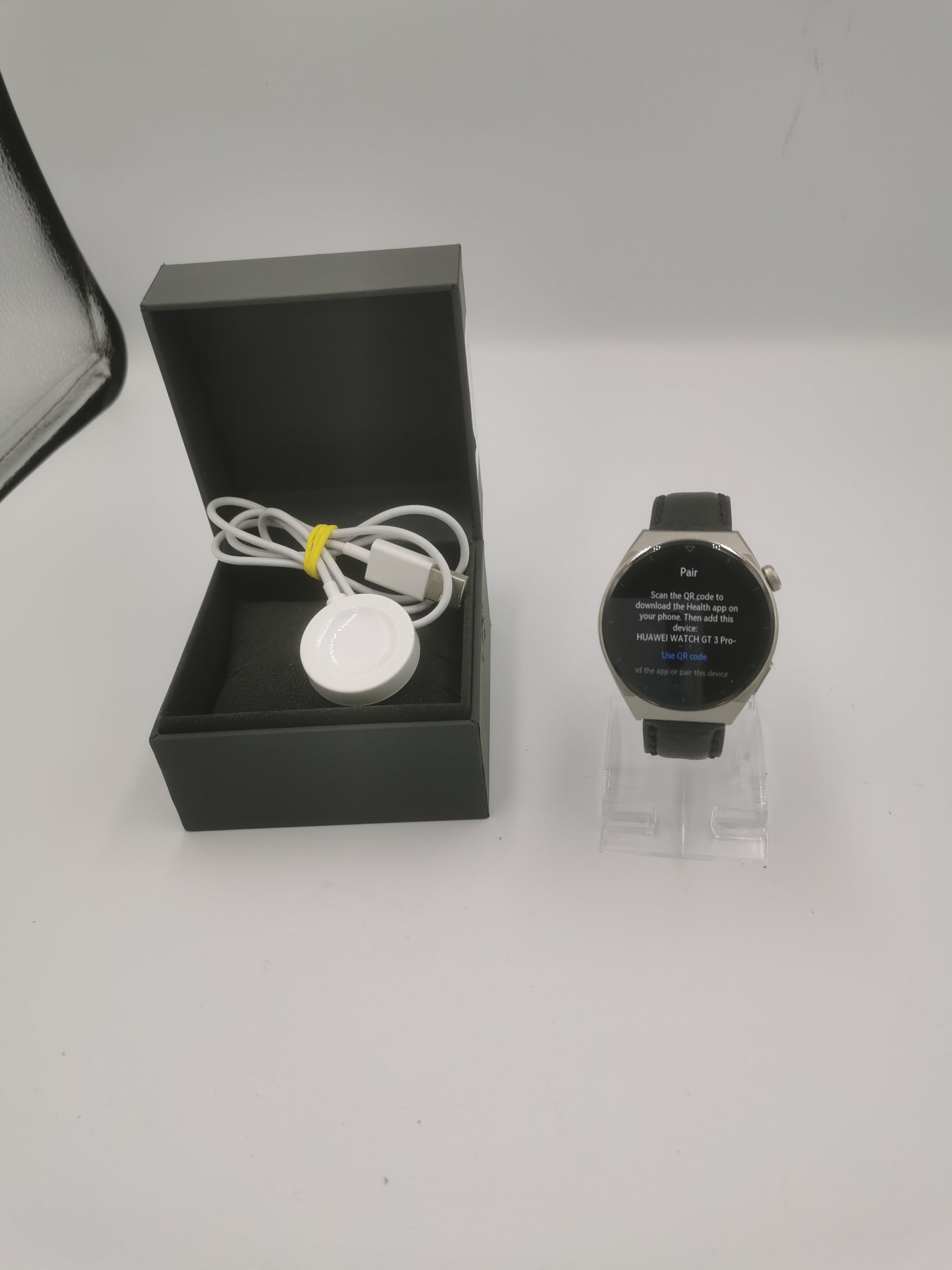 Huawei Watch GT 3 Pro, 46mm, Smart Watch Leather Strap
