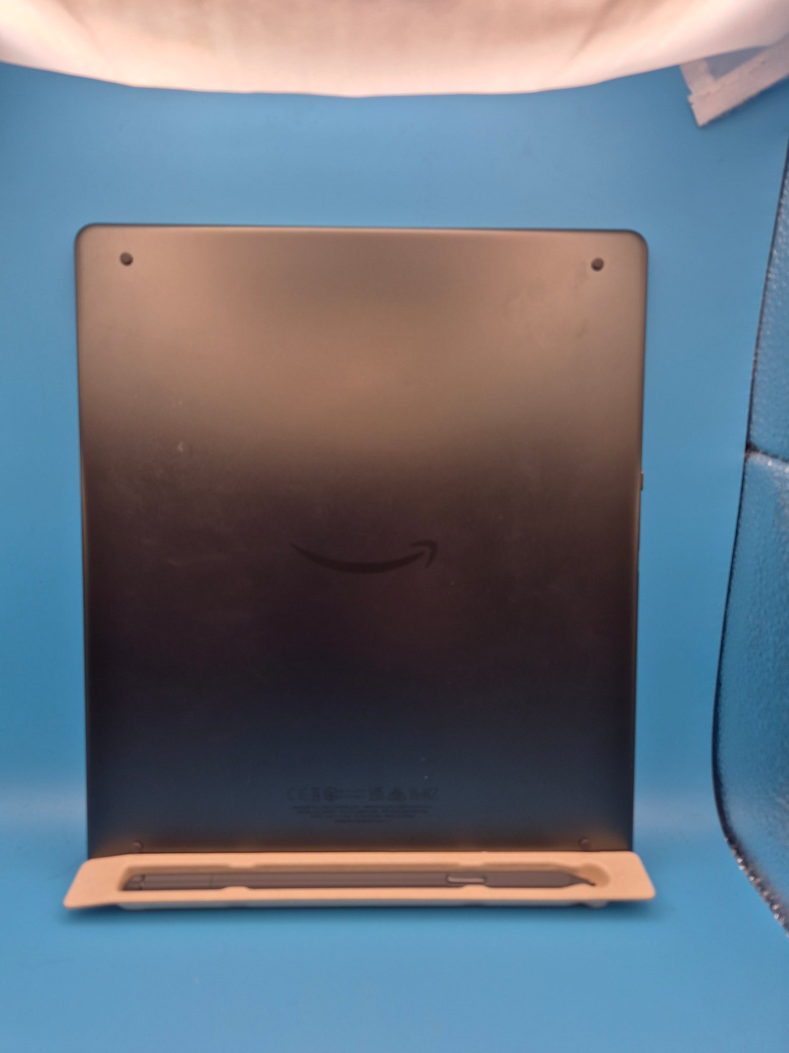 Amazon Kindle Scribe (2022) 32GB with Premium Pen.