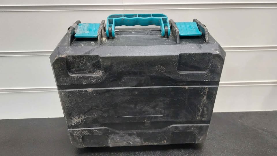 BIHUI 360° Self-Levelling Green Beam 12 Lines Laser Leveler, With Carry Case