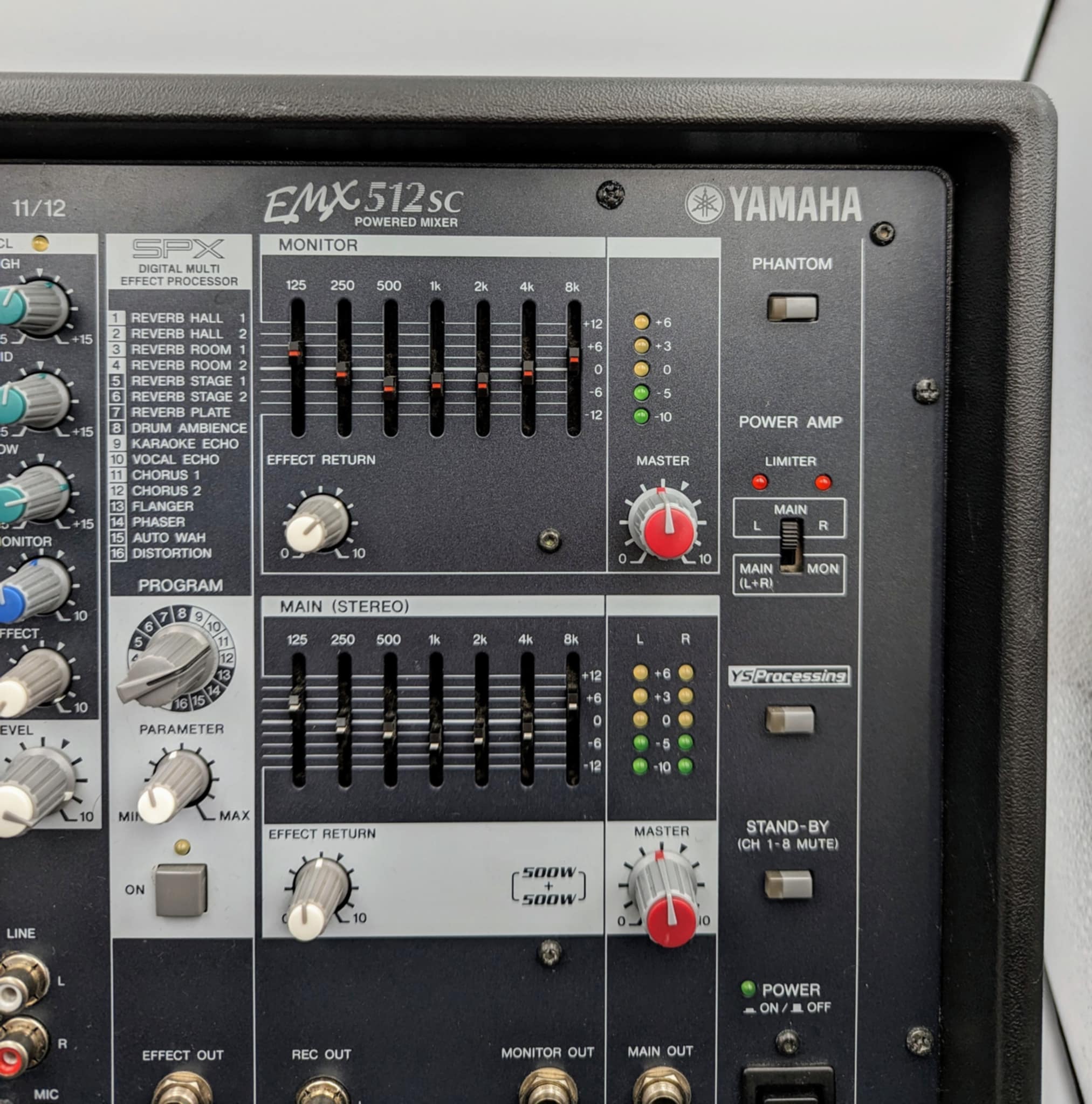 Yamaha EMX512SC 12 Channel 500 Watt Powered Mixer