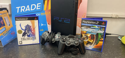 PLAYSTATION 2 CHUNKY WITH 2 PADS AND 2 GAMES  LEIGH STORE