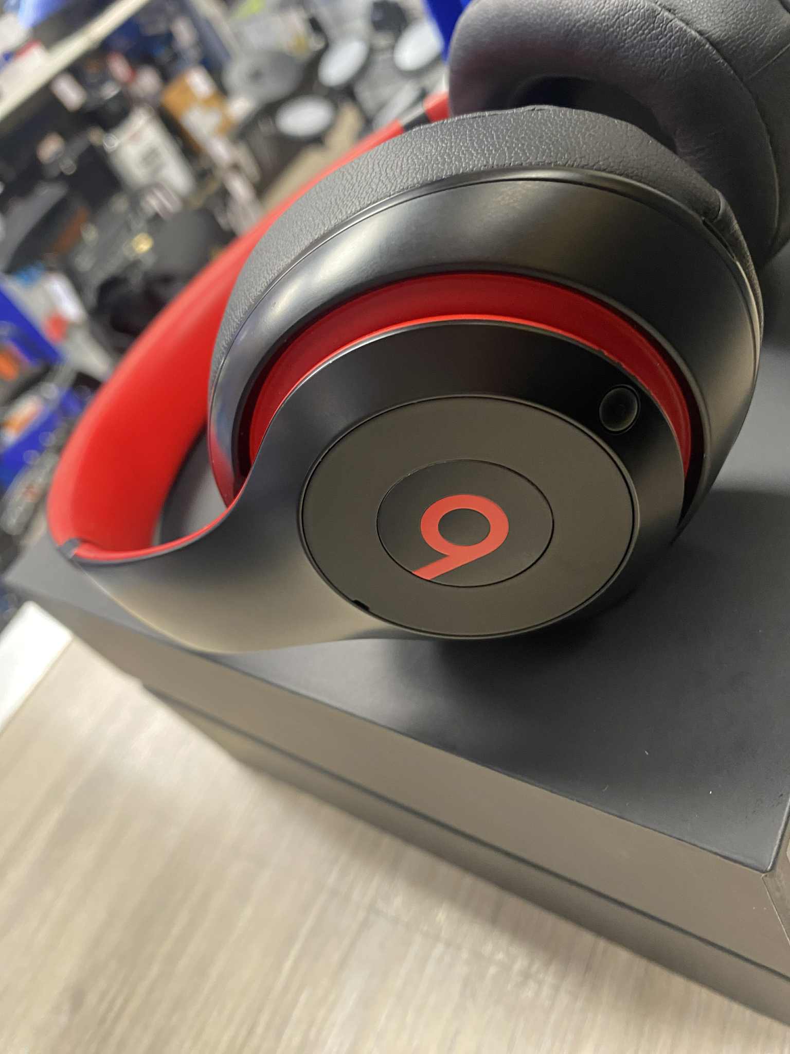 Beats studio 3 decade collection
