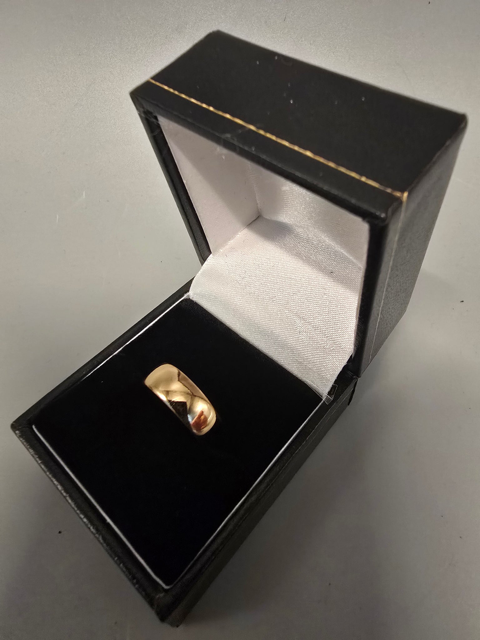 22CT Gold Wedding Band Ring 916 4.4G Size K