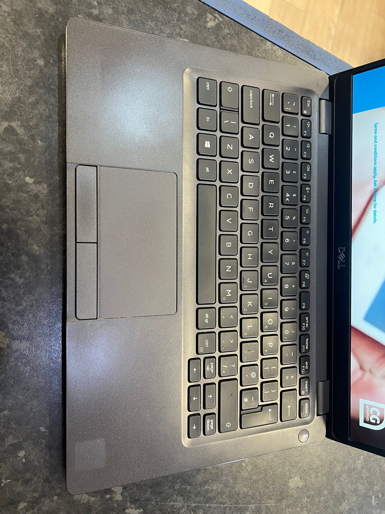 Dell Latitude 5300 Laptop: 256GB SSD + 8GB RAM