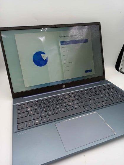 HP 15-EG2023/i3-1215U/8GB Ram/256GB SSD/15