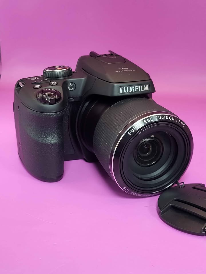 コンパクトデジタルカメラ Fujifilm FinePix SL1000 #9501 Fujifilm FinePix SL1000 review | Expert Reviews