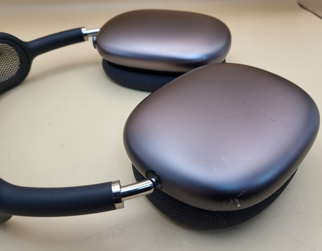 Apple AirPods Max (A2096) - Wireless Over-Ear Headphones - Space