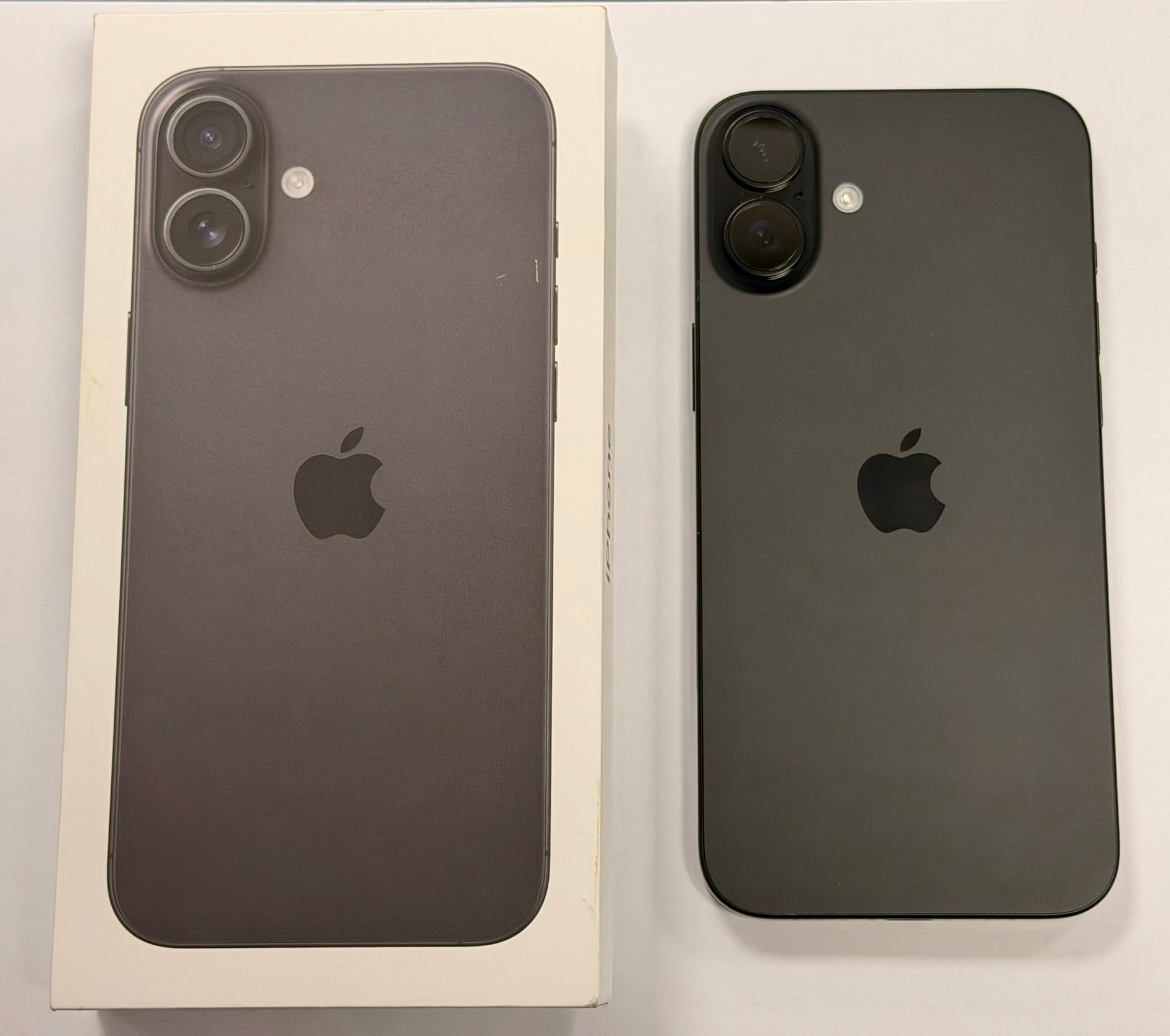 iphone 16 plus black 128gb 100% battery boxed