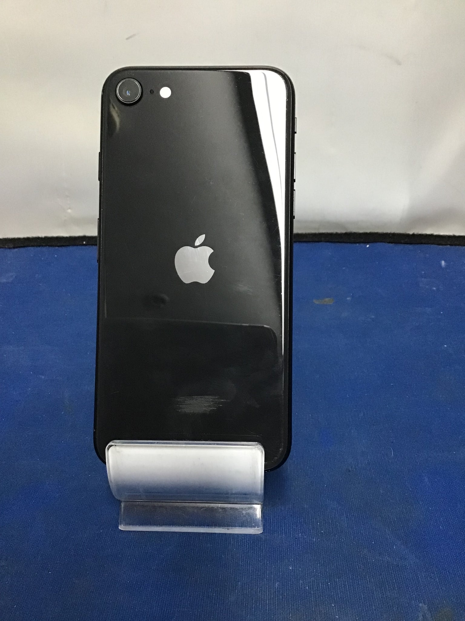 iPhone SE 2nd Gen - 64GB Storage