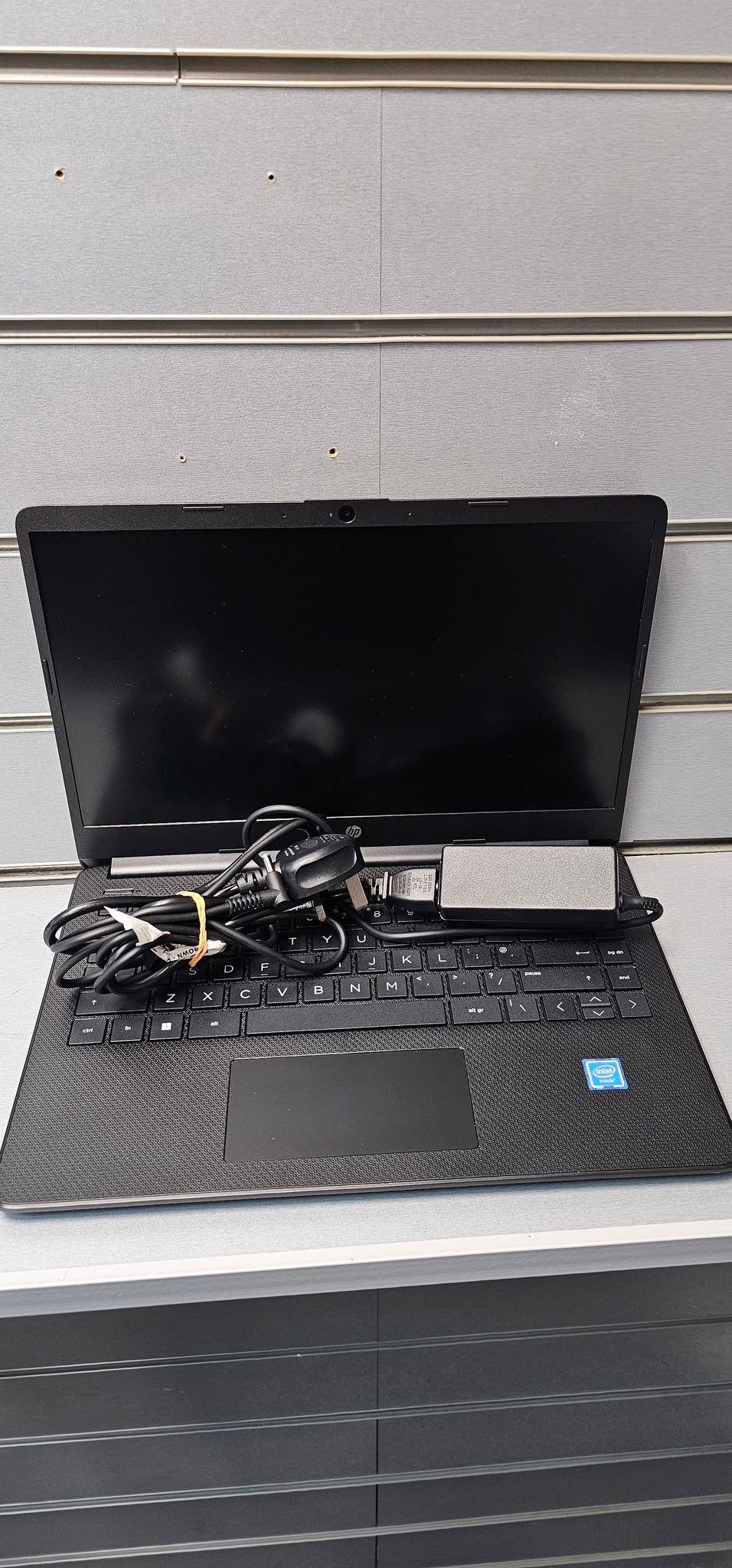 HP Stream 14s