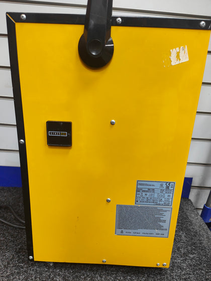 Master DH732 Professional Industrial Dehumidifier 30Litre 240V