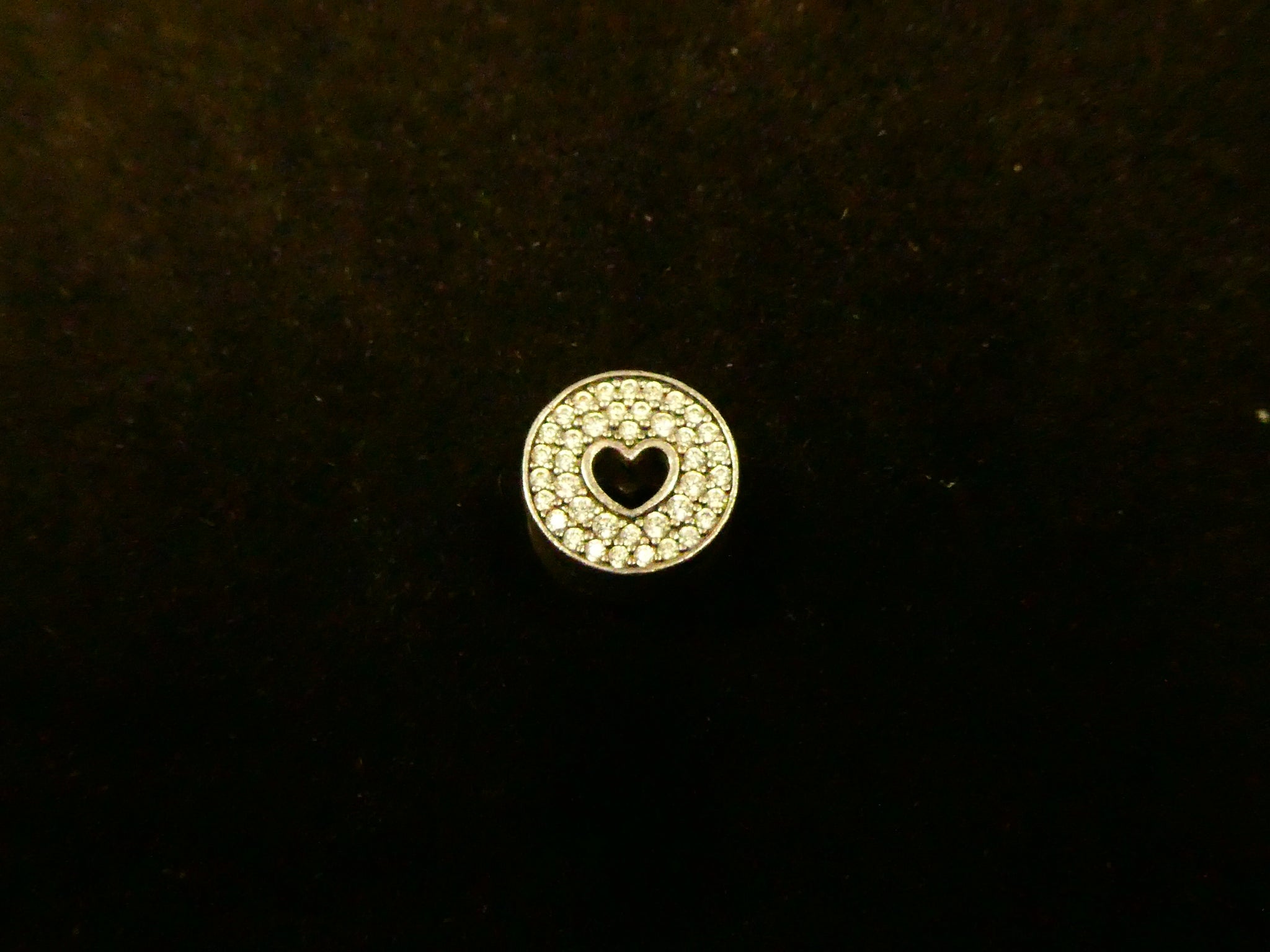 Pandora Heart cut out/Anniversary Charm