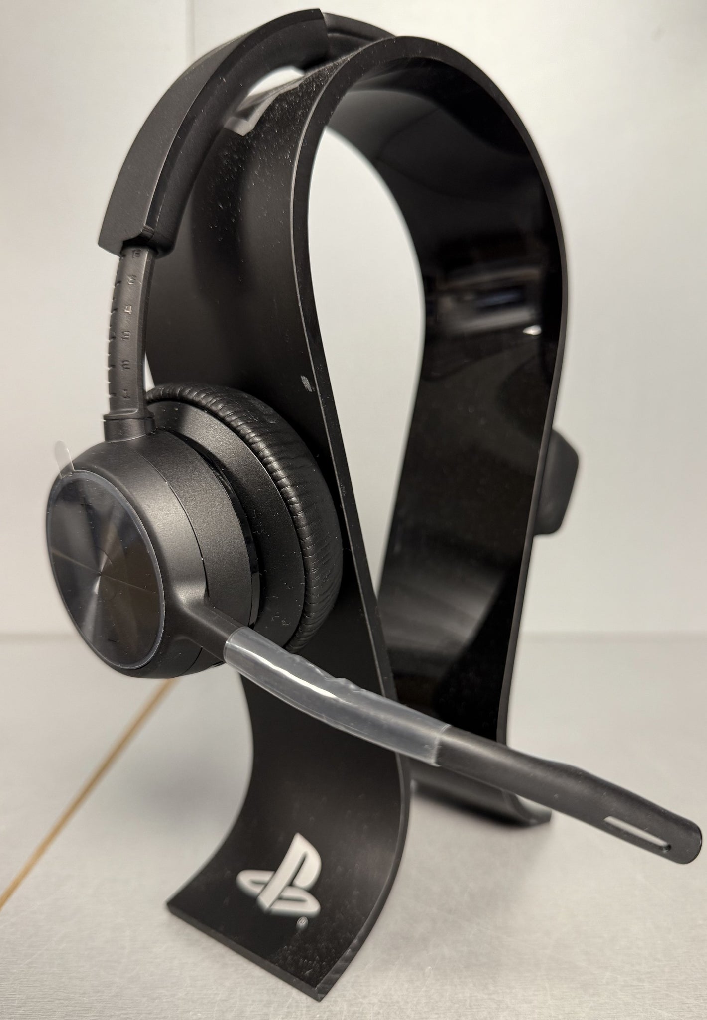 Poly Voyager 4300 UC USB A Bluetooth Wireless Headset ** Boxed **