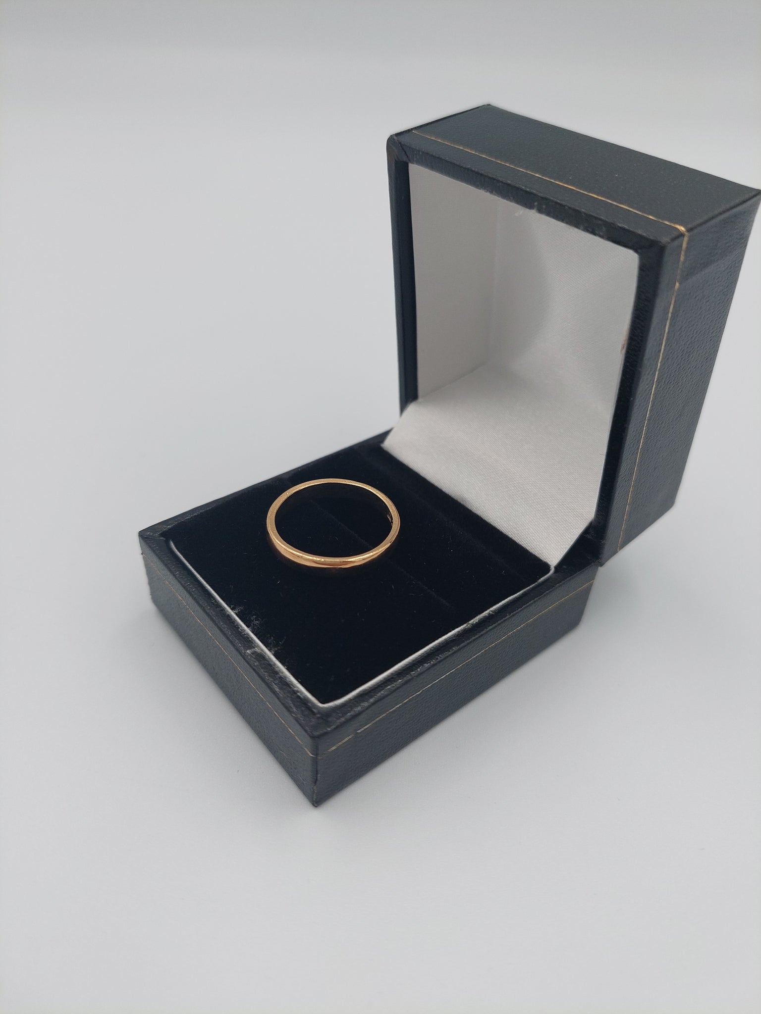 22K Gold Ring Plain Wedding Band, 22 Hallmarked, 3.7G, Size: M, Box Included
