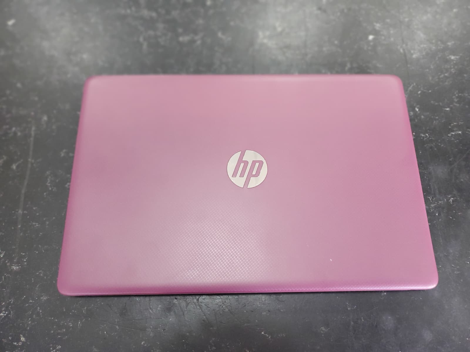 HP Laptop - PINK