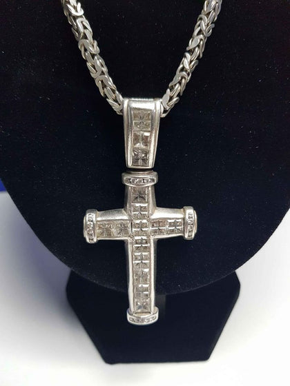 925 Sterling Silver Linked Chain Necklace With Diamante Cross Pedant - 79.78 Grams - 22