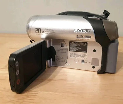 Sony Handycam Dcr-dvd602e Handheld Camcorder, With original carry case and booklets and 11 blank DVDs, one battery and charger, and remote!