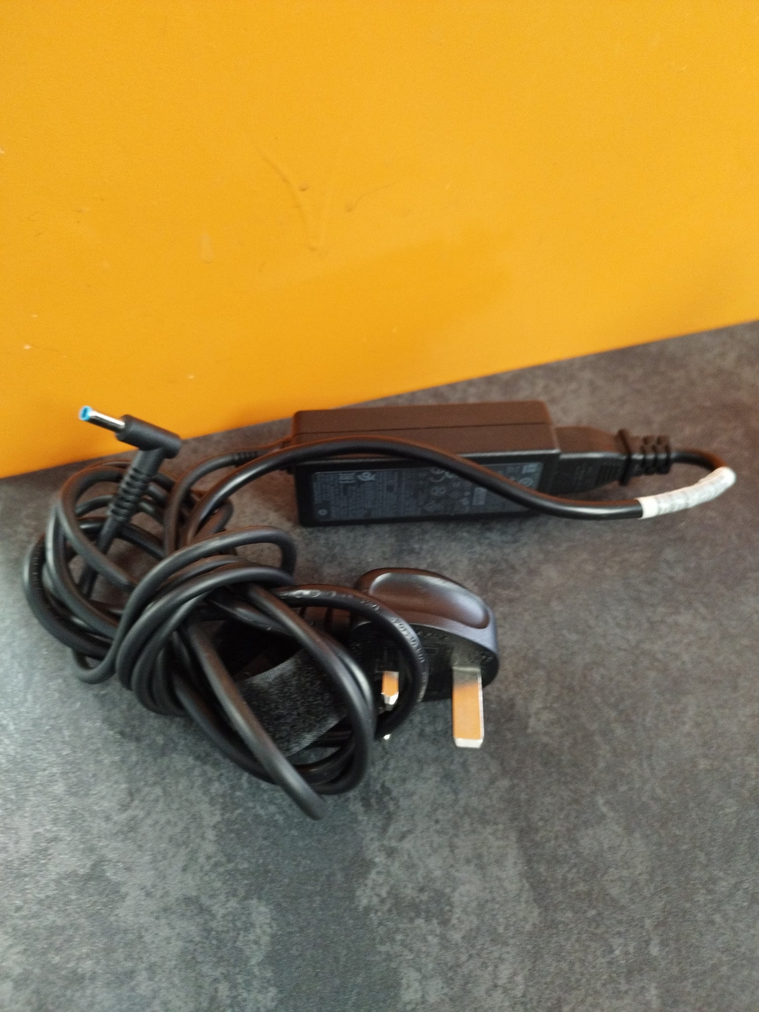 HP Laptop Blue a6-9225 4GB 1TB